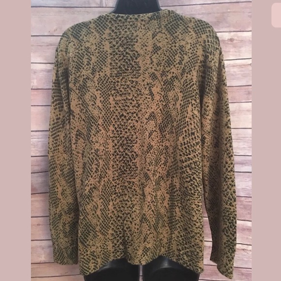 ❌SOLD❌Sag Harbor pullover sweater long sleeves - Picture 3 of 7